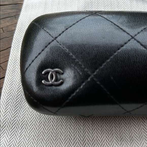 CHANEL Black CC Eyeglasses with Quilted Case - Picture 2 of 14